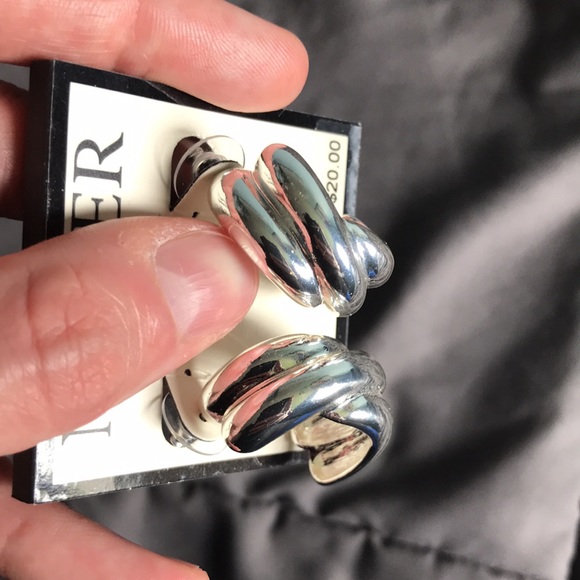 3/30$ Napier silver tone post earrings for pierced ears. Brand New with tag. - Picture 2 of 4